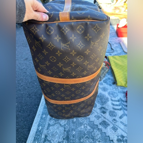 Louis Vuitton Keepall Vintage Duffle - Picture 4 of 9
